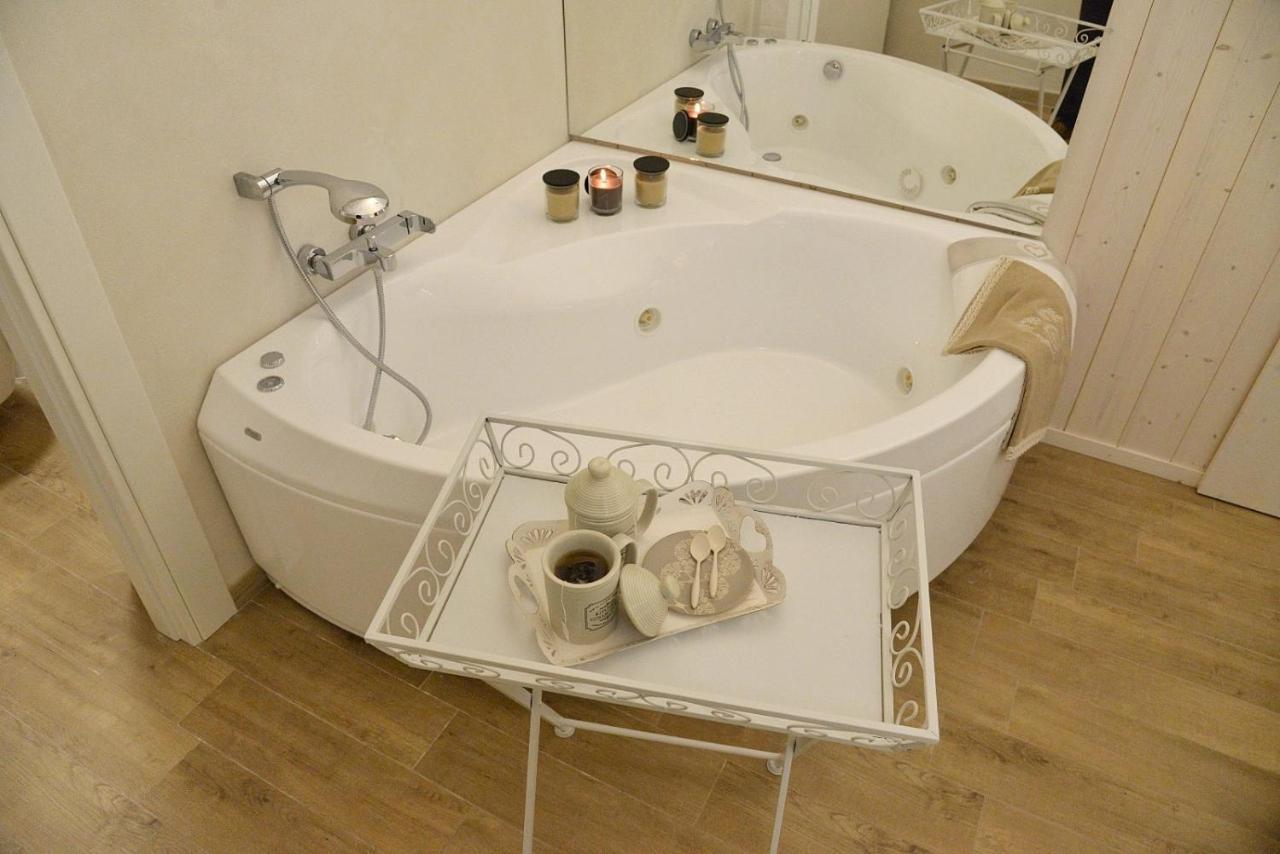 Suite Vitti 5 - Puglia Mia Apartments 모노폴리 외부 사진